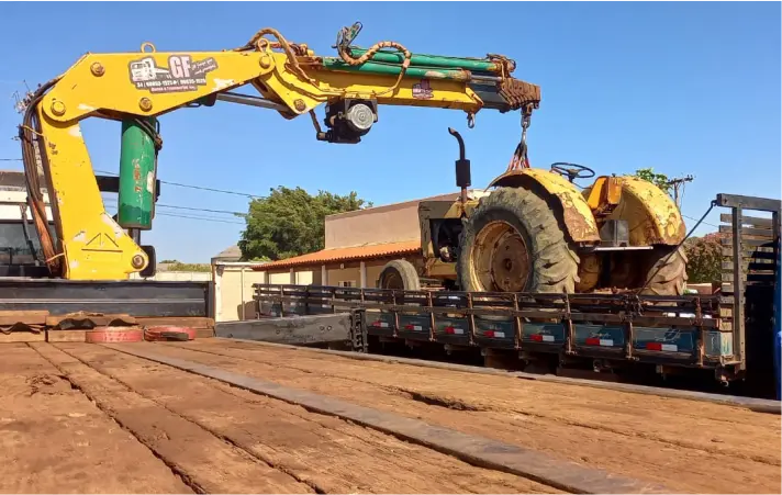 Operação de içamento e transporte da GF Munck